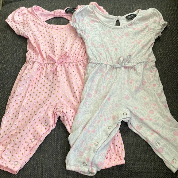 One pieece set - Picture 1 of 5